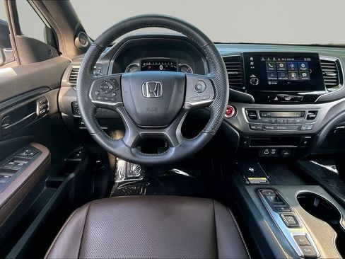 Used 2024 Honda Passport EX-L image 9