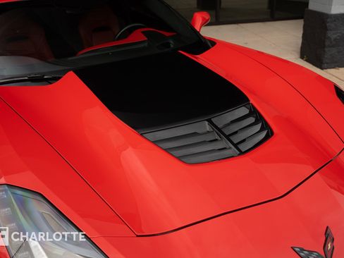 Used 2016 Chevrolet Corvette Z06 w/ 3LZ Preferred Equipment Group image 4