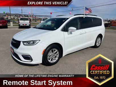 Used 2022 Chrysler Pacifica Touring-L