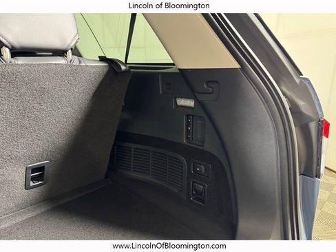 New 2026 Lincoln Aviator AWD image 60