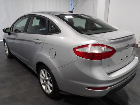 Used 2019 Ford Fiesta SE w/ Equipment Group 201A FWD image 6
