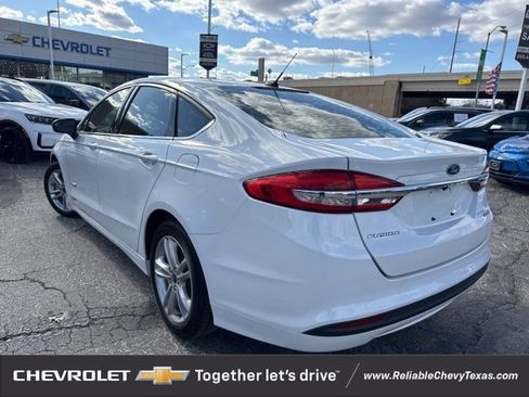 Used 2018 Ford Fusion S image 6