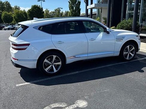 Used 2023 Genesis GV80 2.5T w/ Advanced Package AWD/4WD image 3