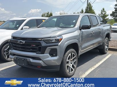 Used 2023 Chevrolet Colorado Z71 w/ Z71 Convenience Package 2
