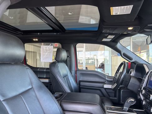 Used 2020 Ford F150 Lariat w/ Equipment Group 502A Luxury image 34