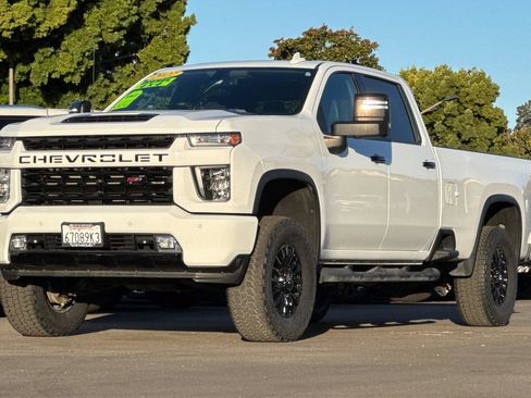 Used 2022 Chevrolet Silverado 3500 LTZ w/ LTZ Plus Package image 9