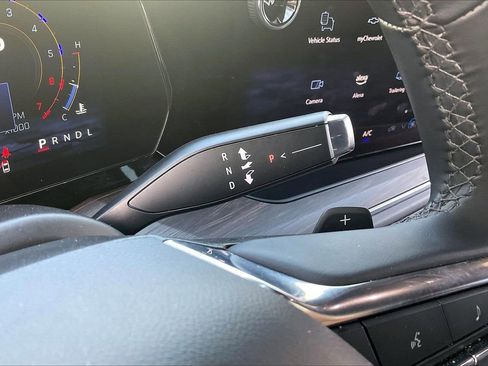 Used 2025 Chevrolet Tahoe LT image 33