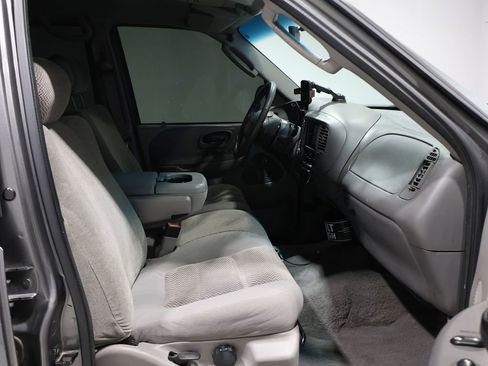 Used 2002 Ford F150 King Ranch image 22