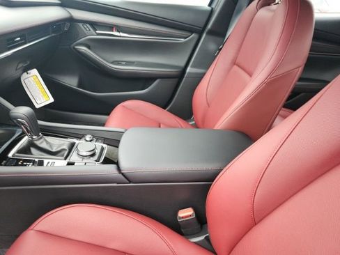 New 2025 MAZDA MAZDA3 Carbon image 17