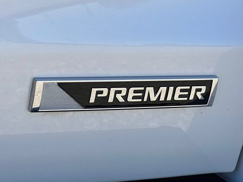 Used 2018 Chevrolet Suburban Premier w/ Max Trailering Package AWD/4WD image 2