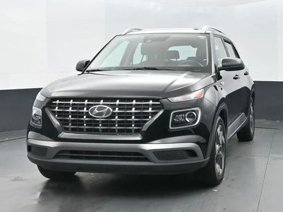 Used 2021 Hyundai Venue SEL w/ Premium Package