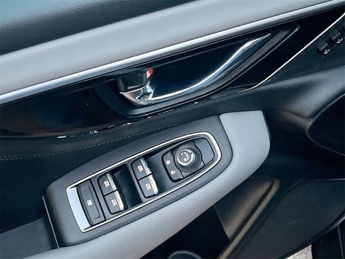 Used 2023 Subaru Outback Limited XT image 18