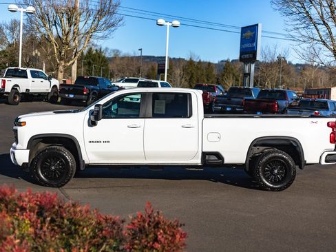 Used 2024 Chevrolet Silverado 3500 LT AWD/4WD image 13