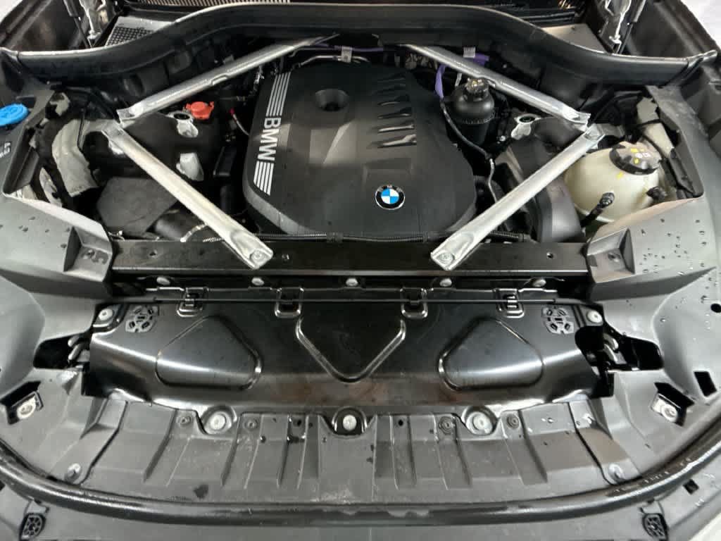 Used 2026 BMW X7 xDrive40i AWD/4WD image 12