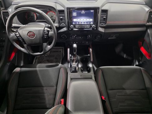 Used 2022 Nissan Frontier PRO-4X AWD/4WD image 30