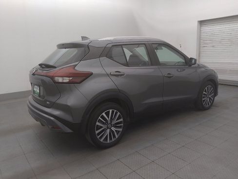 Used 2021 Nissan Kicks SV FWD image 10
