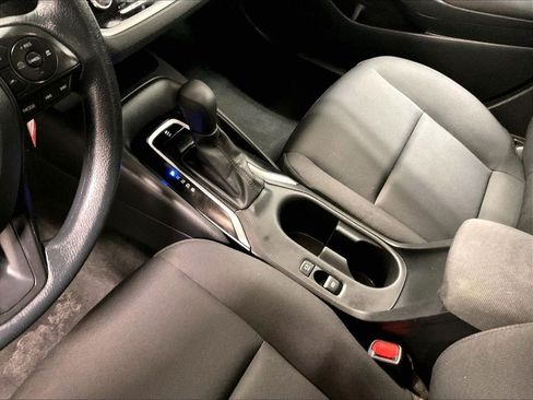 Used 2024 Toyota Corolla LE FWD image 20