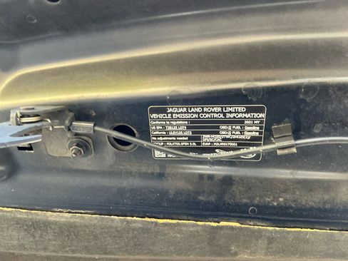 Used 2021 Land Rover Range Rover Sport HSE Dynamic image 24