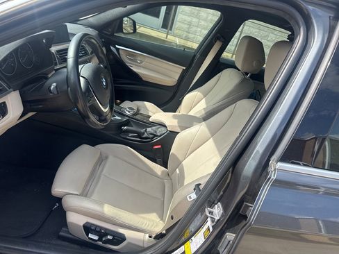 Used 2017 BMW 340i Sedan RWD image 9