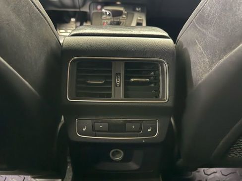 Used 2018 Audi SQ5 Premium Plus w/ Navigation Package image 22