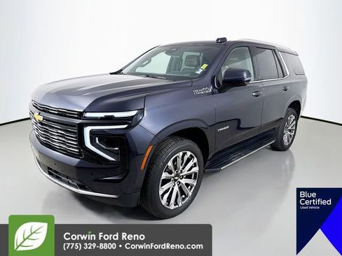 Used 2025 Chevrolet Tahoe High Country w/ LPO, Illumination Package AWD/4WD image 3