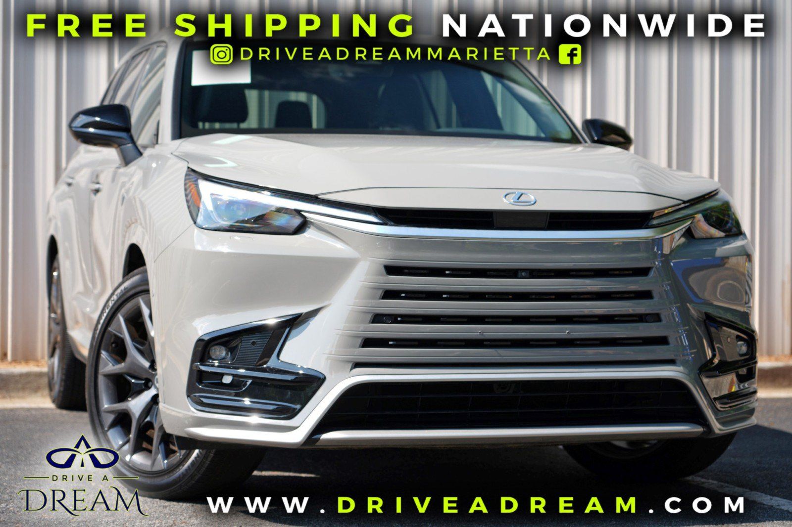 Used 2026 Lexus TX 500h AWD w/ Technology Package image 2