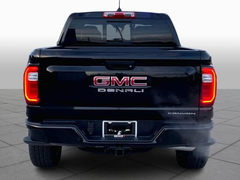 Used 2026 GMC Canyon Denali image 8