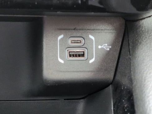 New 2026 Jeep Compass Latitude image 21