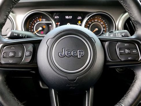 Used 2022 Jeep Wrangler Unlimited Sport AWD/4WD image 12