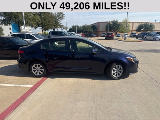 Used 2026 Toyota Corolla LE FWD image 2