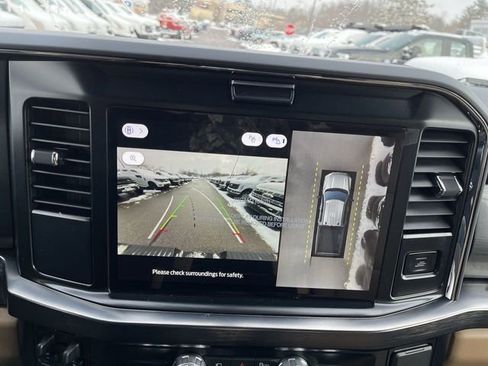 New 2026 Ford F250 Lariat w/ Black Appearance Package image 18