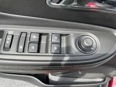 Used 2013 Buick Encore Convenience FWD image 12