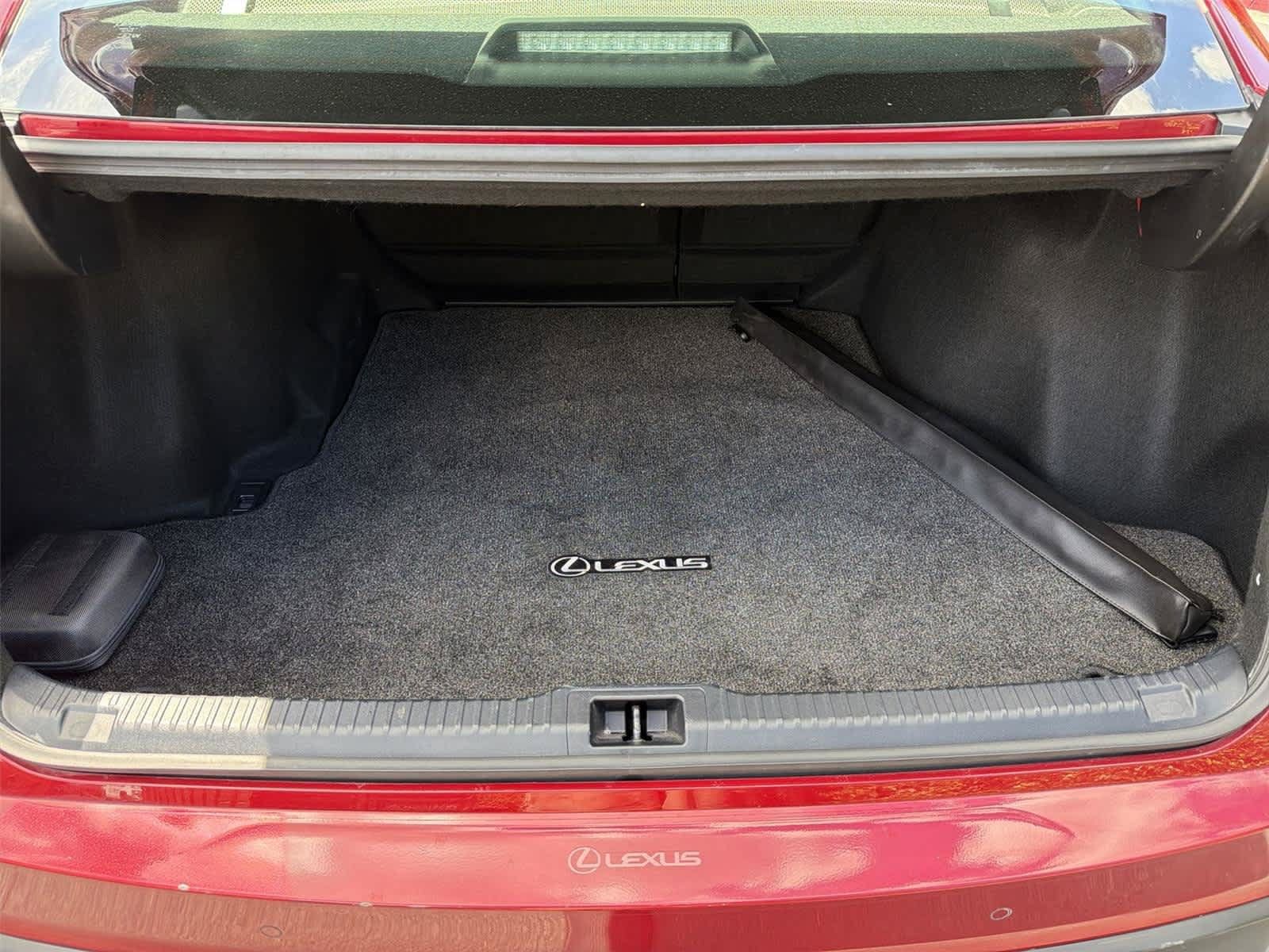 Used 2023 Lexus IS 300 w/ Premium Package RWD image 20