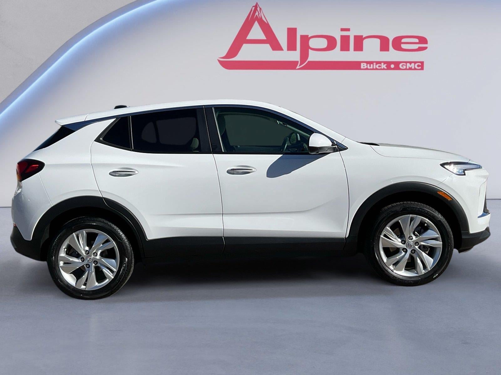 Certified 2024 Buick Encore GX Preferred AWD/4WD image 6