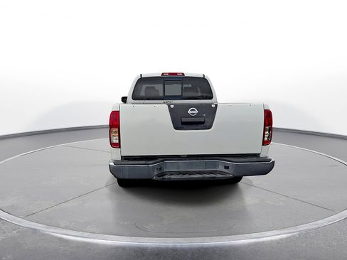 Used 2017 Nissan Frontier SV RWD image 7