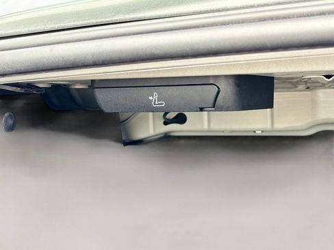 Certified 2024 BMW 330i Sedan image 12