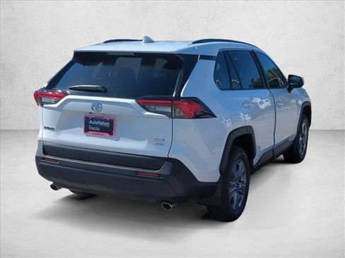 New 2025 Toyota RAV4 XLE image 5