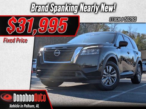 Used 2025 Nissan Pathfinder S image 1