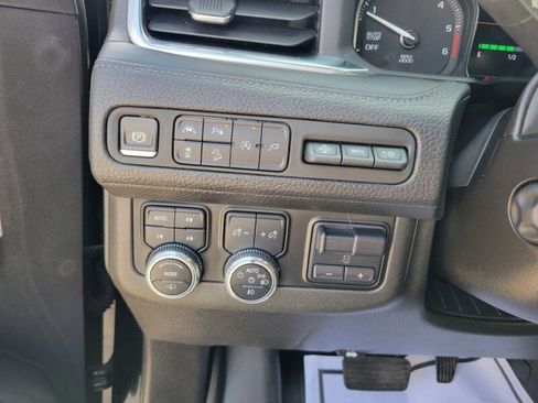 Used 2021 GMC Yukon Denali w/ Denali Ultimate Package AWD/4WD image 16