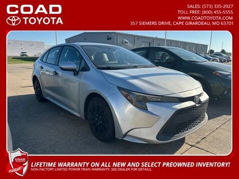 Used 2021 Toyota Corolla LE FWD image 1