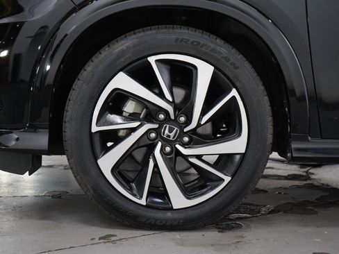 Used 2020 Honda HR-V Sport image 28