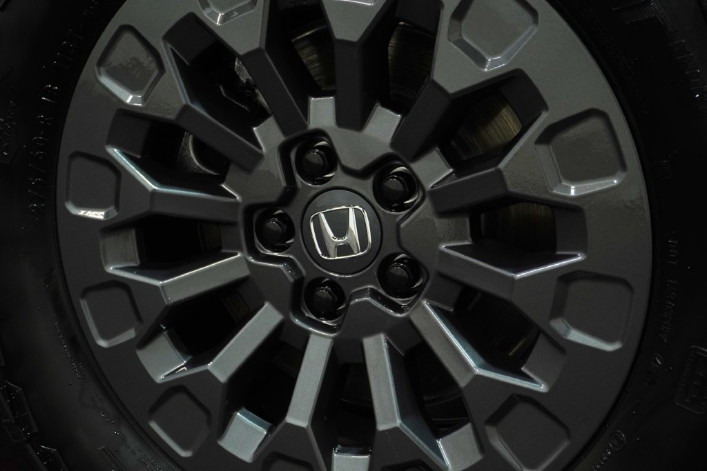 Used 2026 Honda Passport TrailSport image 12