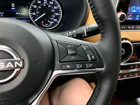 New 2025 Nissan Sentra SV w/ SV Premium Package image 64