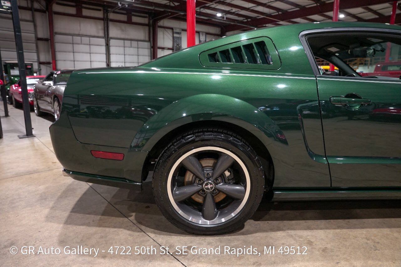 Used 2009 Ford Mustang GT Premium RWD image 9