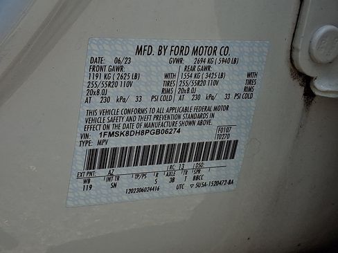 Certified 2023 Ford Explorer XLT w/ Equipment Group 202A AWD/4WD image 25