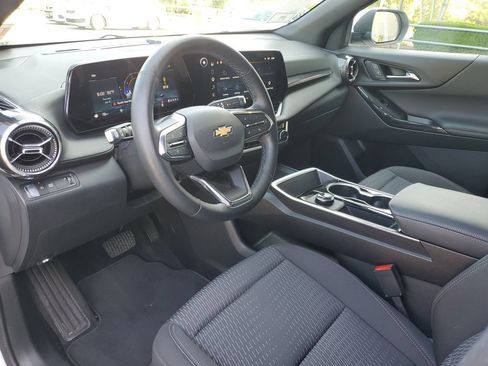 Used 2026 Chevrolet Equinox LT FWD image 20