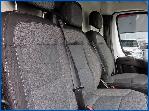 New 2026 RAM ProMaster 2500 w/ Convenience Group image 9