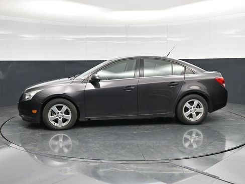 Used 2014 Chevrolet Cruze LT FWD image 9