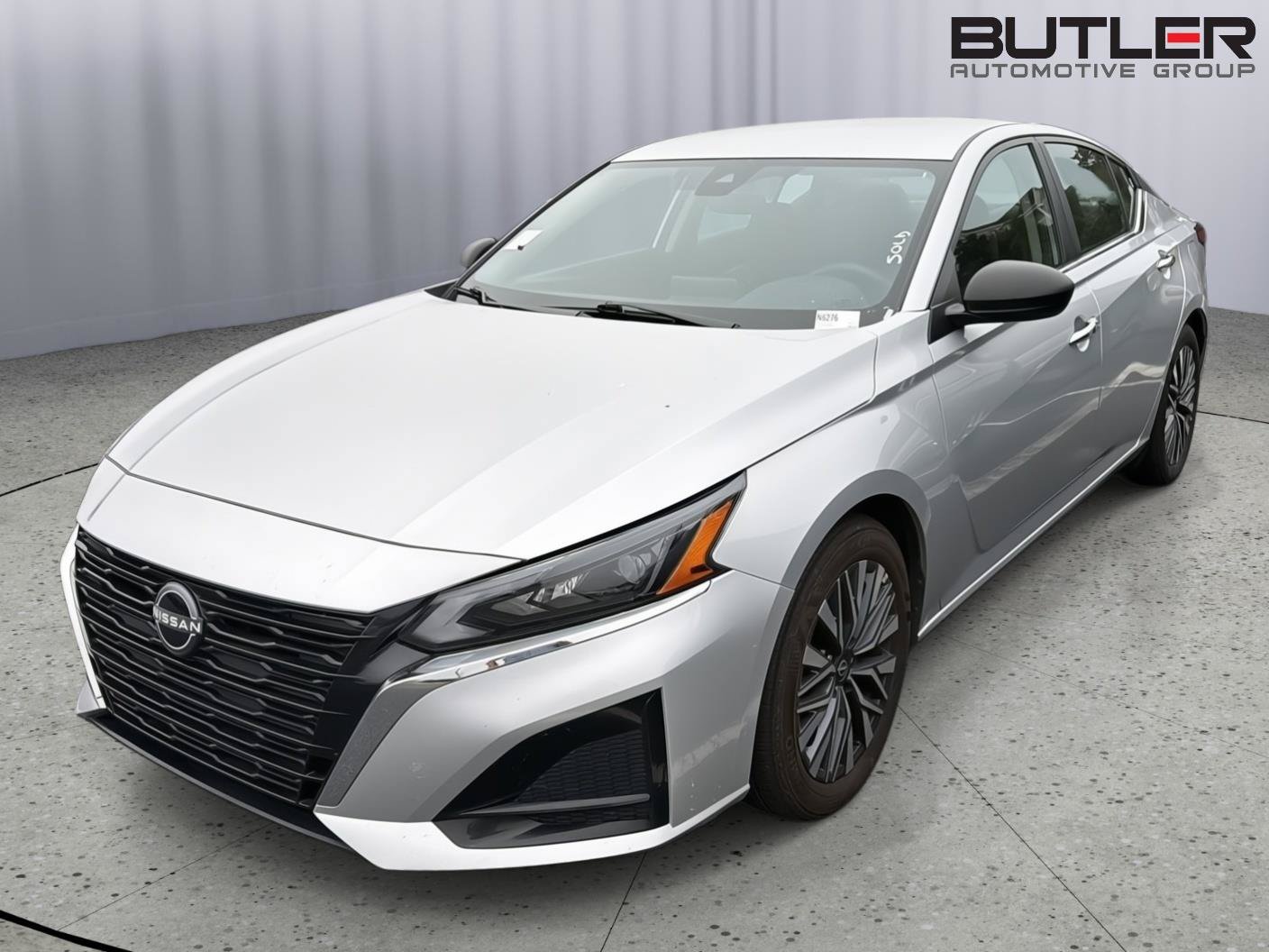 Used 2025 Nissan Altima 2.5 SV FWD image 1