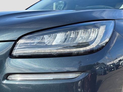 Used 2022 Lincoln Corsair Reserve w/ Equipment Group 201A image 9